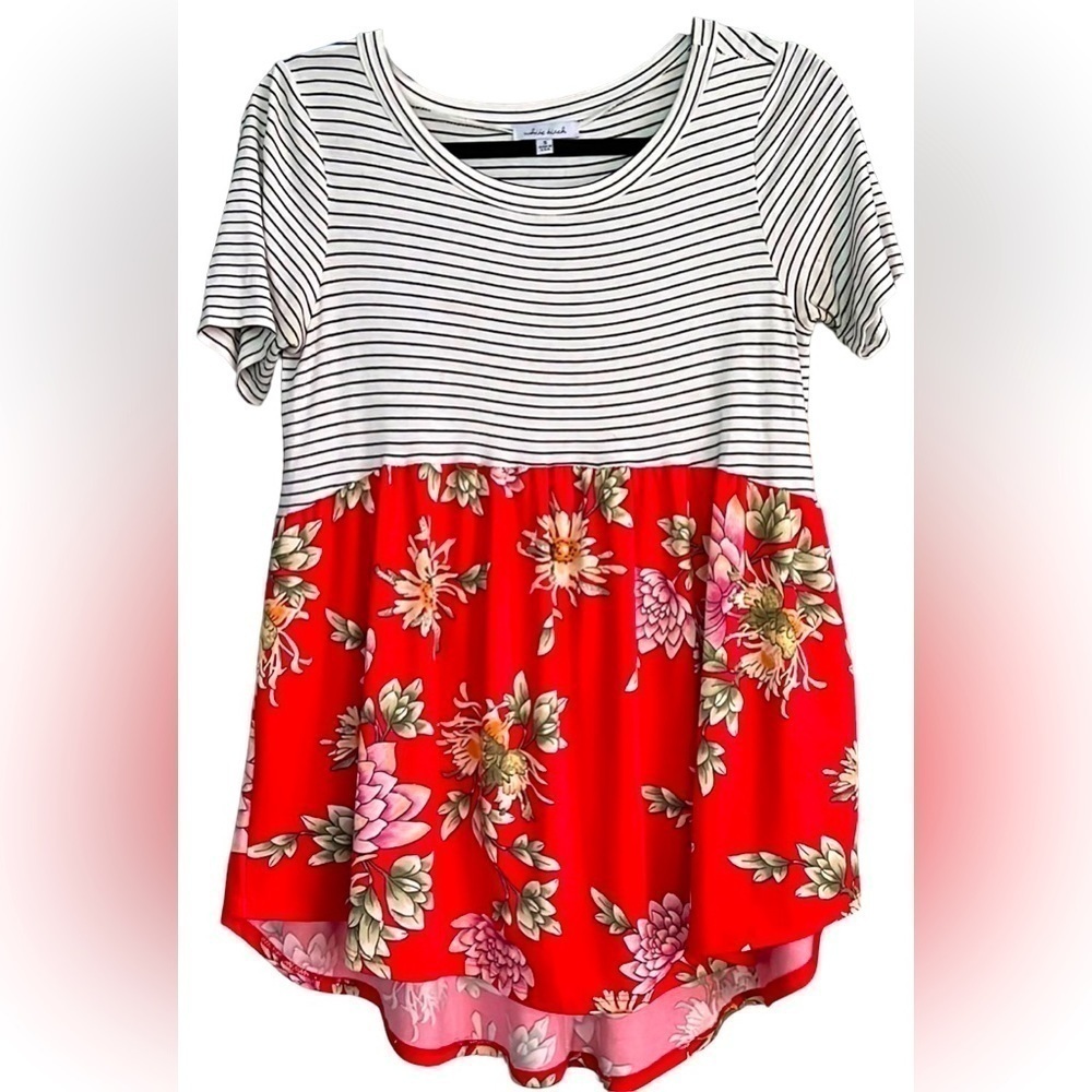 WHITE BIRCH Red Floral/Black/White Striped Short-Sleeve Babydoll Top, Small,GUC.